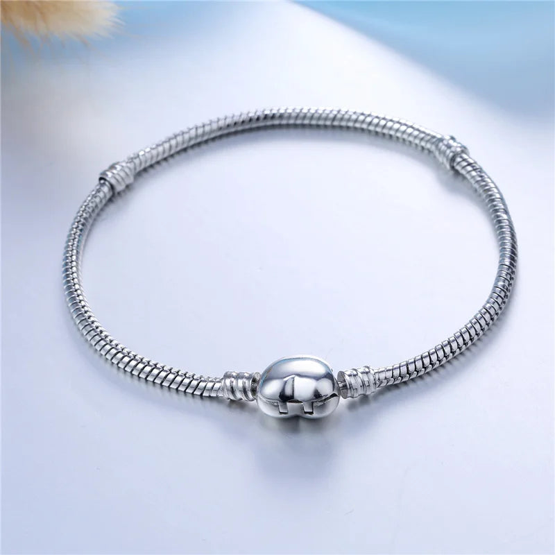 FINAL SALE - Pandora Moments Encircled Clasp Bangle