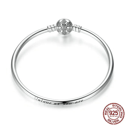 FINAL SALE - Pandora Moments Encircled Clasp Bangle